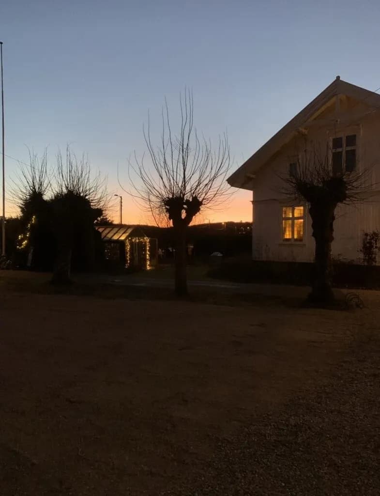 Det bittelille ordet VI